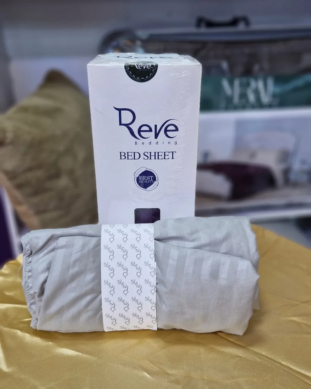 ملحفه کشدار reve همراه با روبالشی طرح هتلی